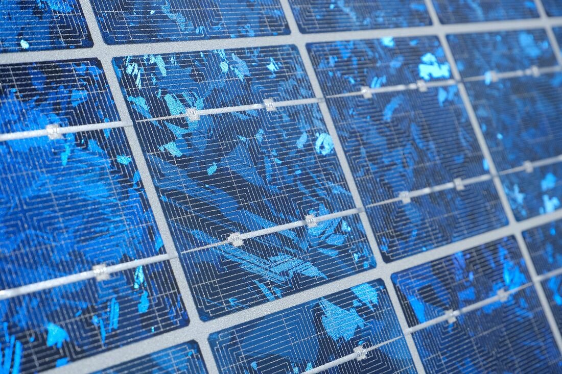 Napelemes cellák és energiatárolás